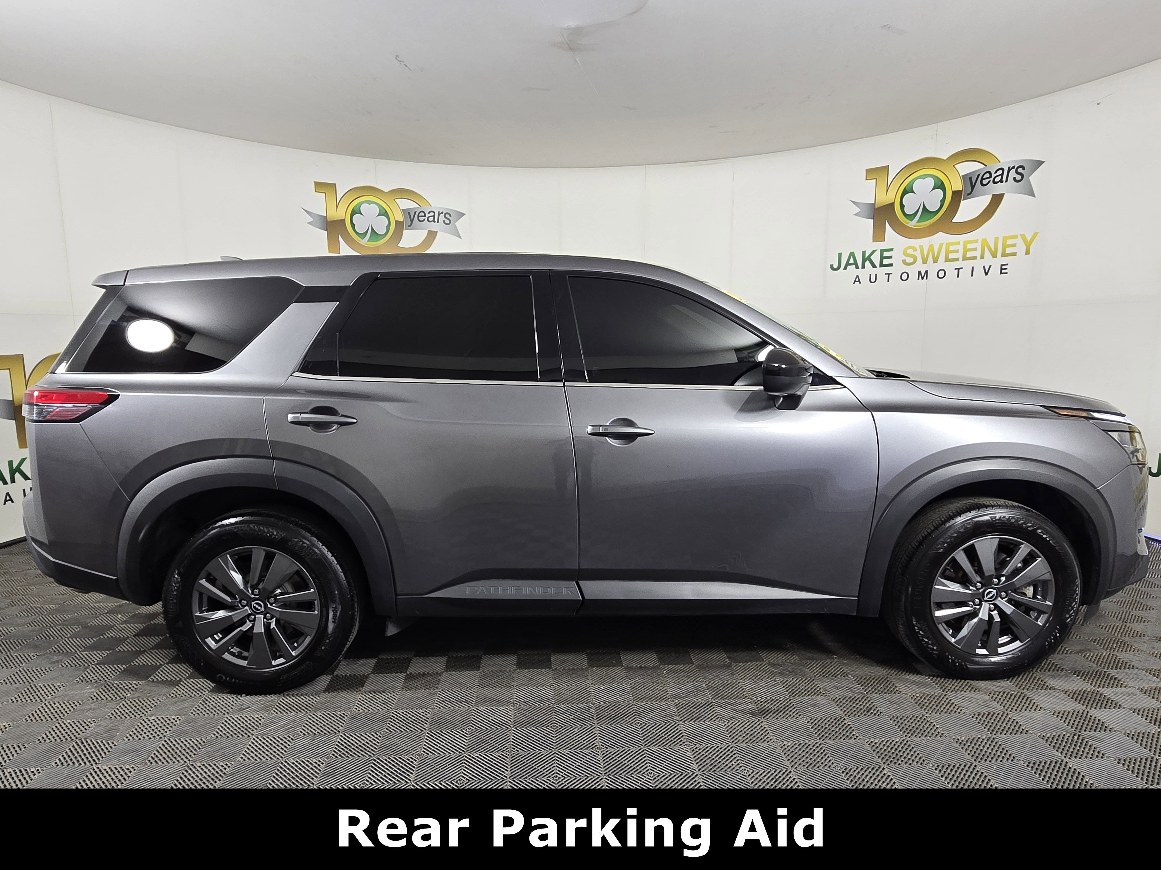 Used 2024 Nissan Pathfinder S image 9