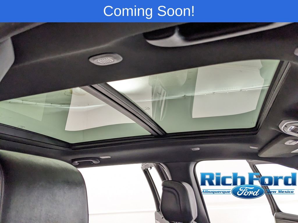 Used 2024 Jeep Wagoneer L Series III w/ Premium Group I AWD/4WD image 23