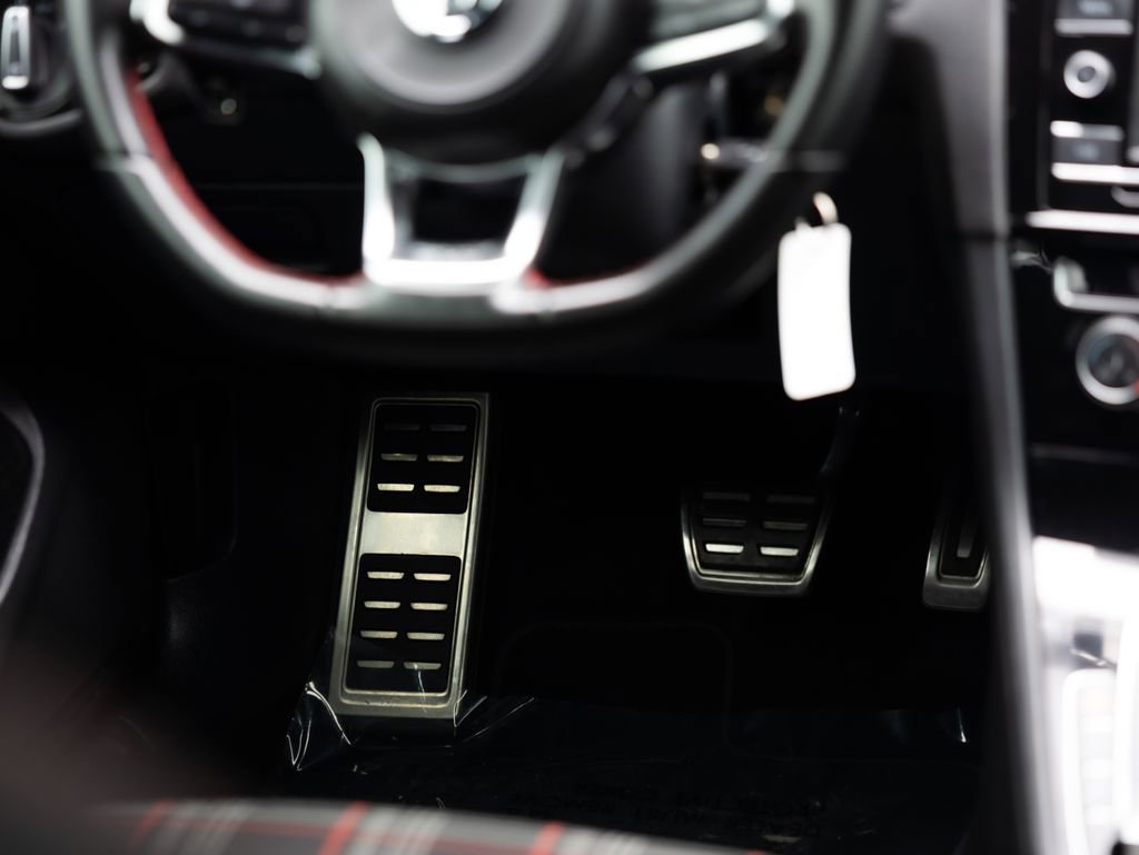 Used 2019 Volkswagen GTI S image 27