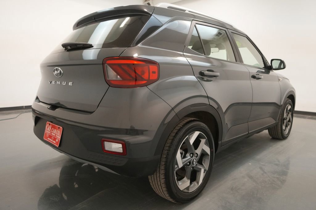 New 2024 Hyundai Venue SEL image 10