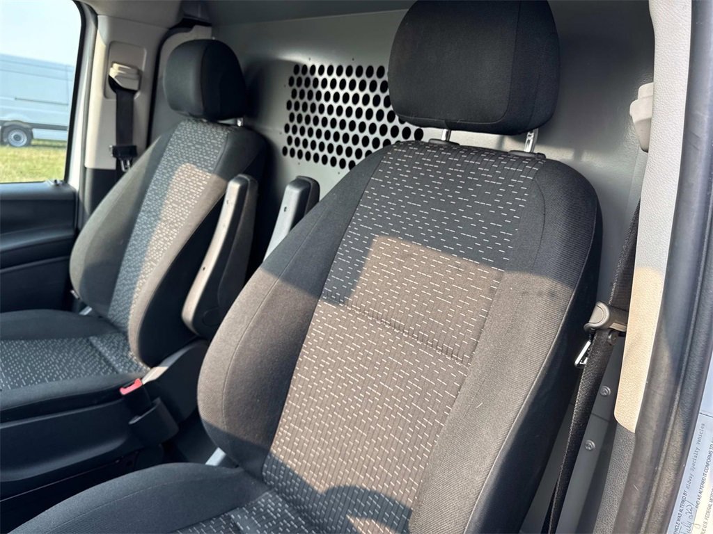 Used 2021 Mercedes-Benz Metris w/ Driver Efficiency Package image 18