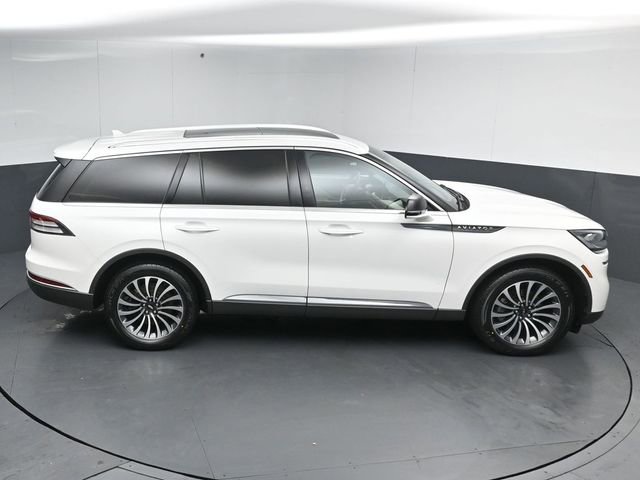 Used 2023 Lincoln Aviator AWD w/ Premium Package image 49