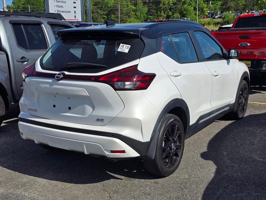 Used 2022 Nissan Kicks SR image 10