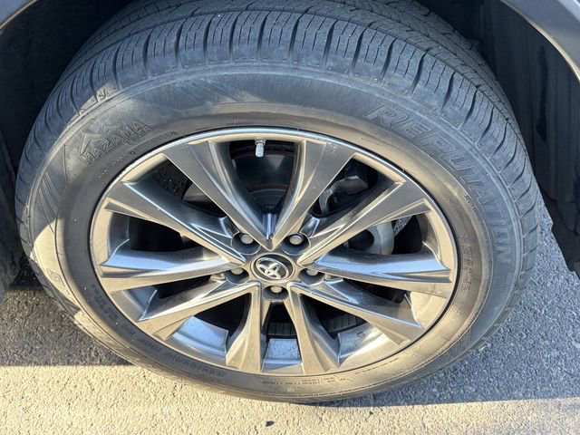 Used 2018 Toyota RAV4 Limited w/ All Weather Liner Package image 4