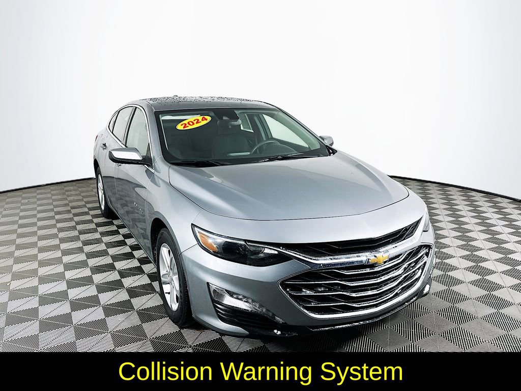 Used 2024 Chevrolet Malibu LT image 3