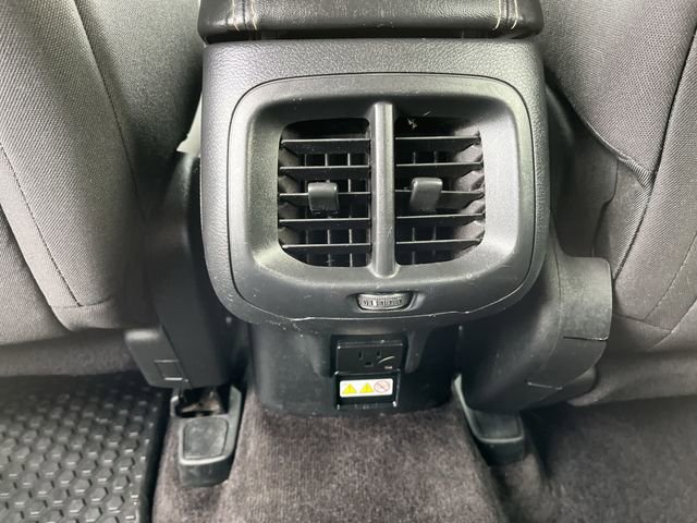 Used 2017 Jeep Cherokee Latitude w/ Cold Weather Group image 23