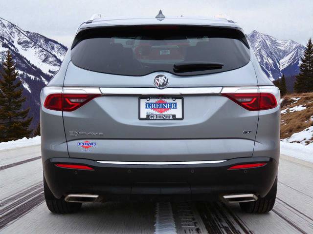 Used 2023 Buick Enclave Essence image 5
