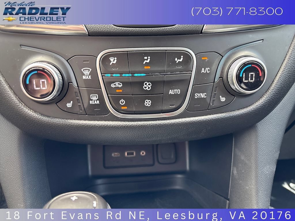Used 2019 Chevrolet Equinox LT w/ Driver Convenience Package FWD image 20