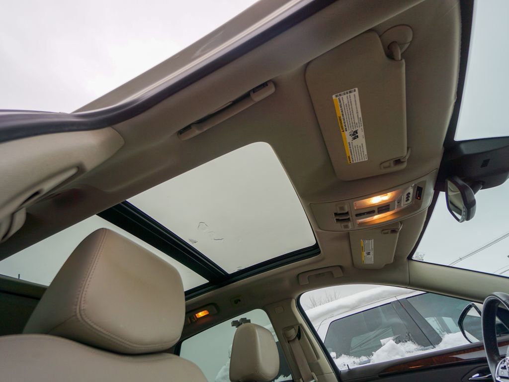 Used 2016 Cadillac SRX Performance w/ Driver Awareness Package image 30