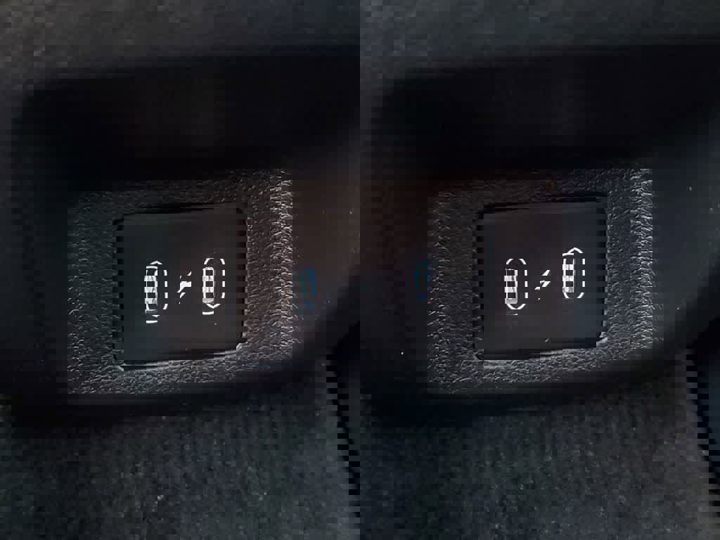 Used 2025 Hyundai Sonata SE image 12