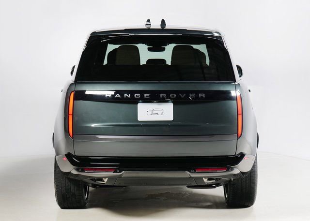 New 2025 Land Rover Range Rover Long Wheelbase SE image 7