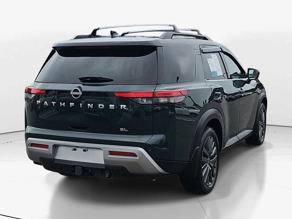 Used 2025 Nissan Pathfinder SL w/ SL Premium Package FWD image 6