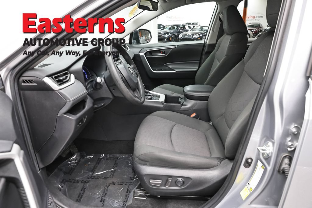 Used 2024 Toyota RAV4 XLE AWD/4WD image 13