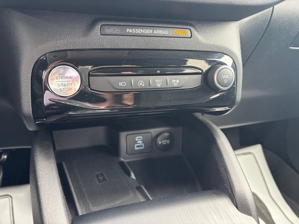 Used 2023 Ford Escape Active w/ Tech Pack #2 AWD/4WD image 25