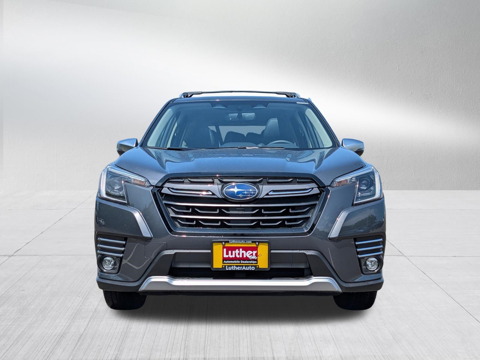 Used 2024 Subaru Forester Touring AWD/4WD image 2