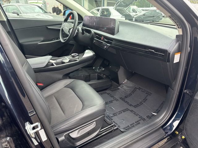 Used 2024 Kia EV6 Light AWD/4WD image 9