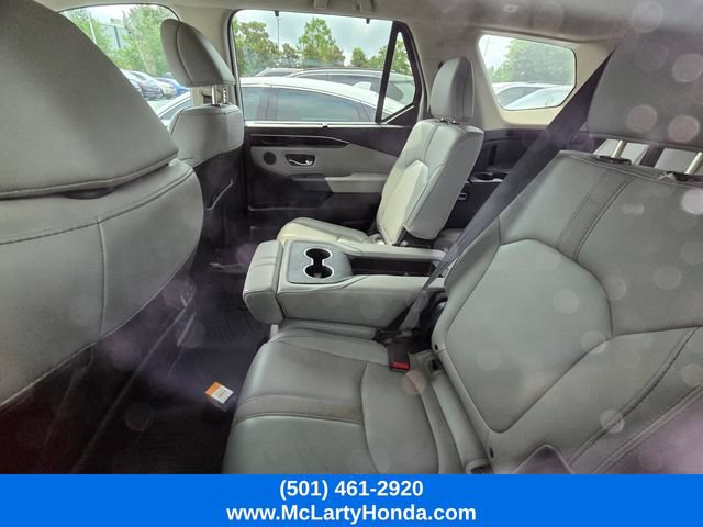 Certified 2025 Honda Pilot Touring image 10