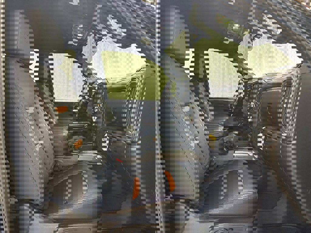 Used 2022 GMC Sierra 2500 AT4 image 60