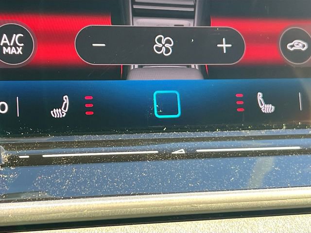 New 2026 Volkswagen Tiguan SE image 18