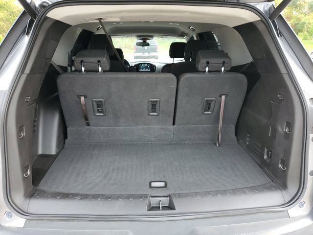 Used 2018 Chevrolet Traverse LT FWD image 8