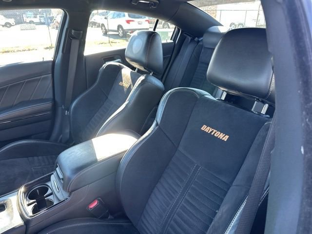 Used 2018 Dodge Charger R/T image 6