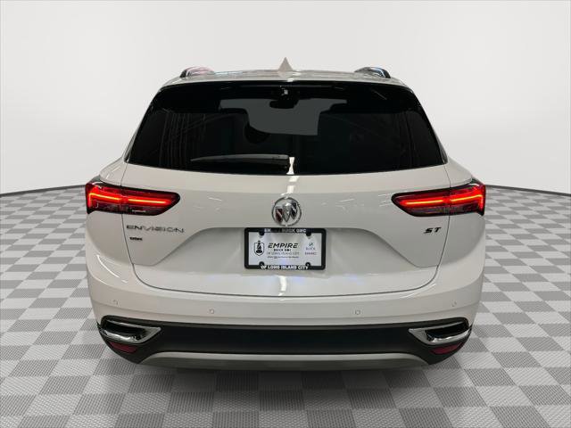 Certified 2023 Buick Envision Essence w/ Technology Package I image 5