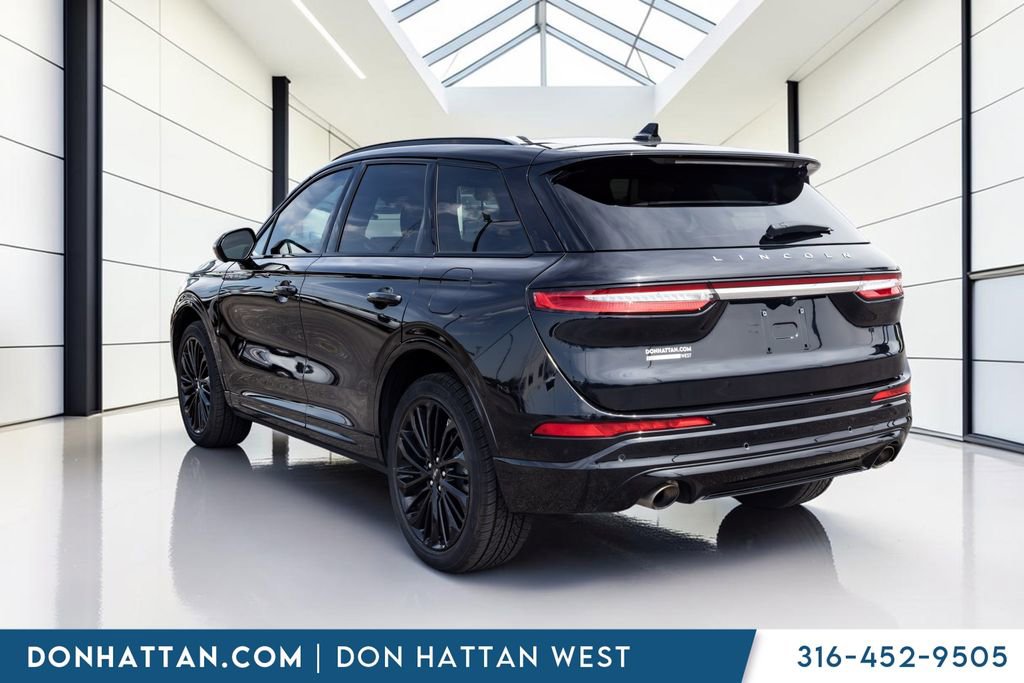 Used 2023 Lincoln Corsair Reserve w/ Equipment Group 201A FWD image 22