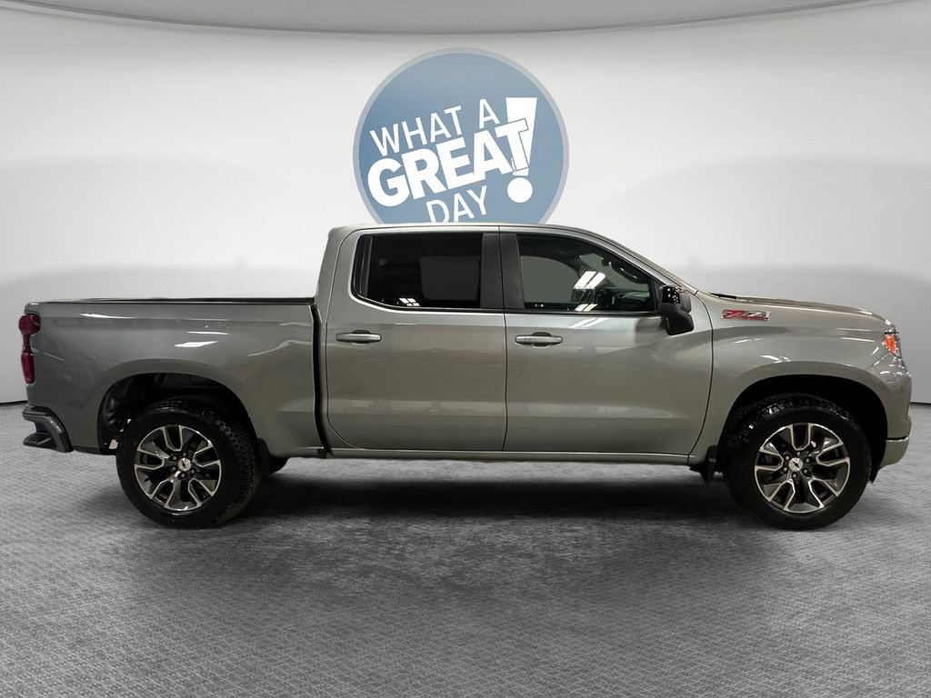 Certified 2023 Chevrolet Silverado 1500 RST w/ Z71 Off-Road Package AWD/4WD image 2