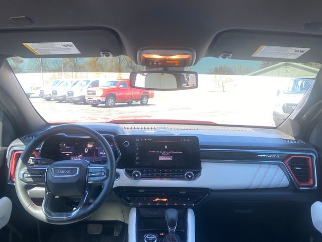 Used 2024 GMC Canyon AT4X image 21