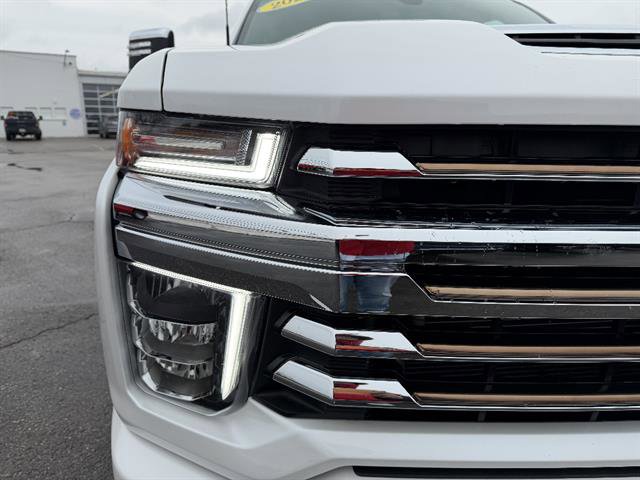 Used 2022 Chevrolet Silverado 3500 High Country image 8