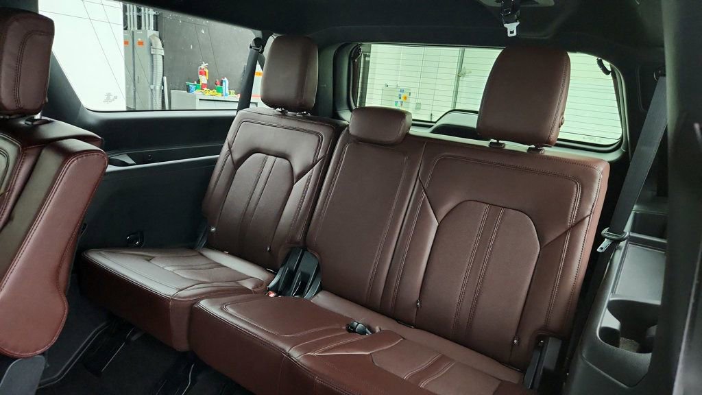 Used 2022 Ford Expedition Max Limited image 23