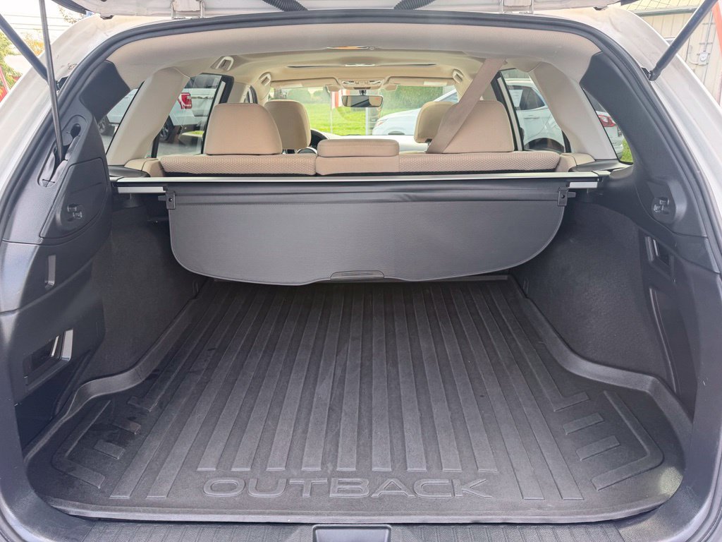 Used 2019 Subaru Outback 2.5i Premium AWD/4WD image 33