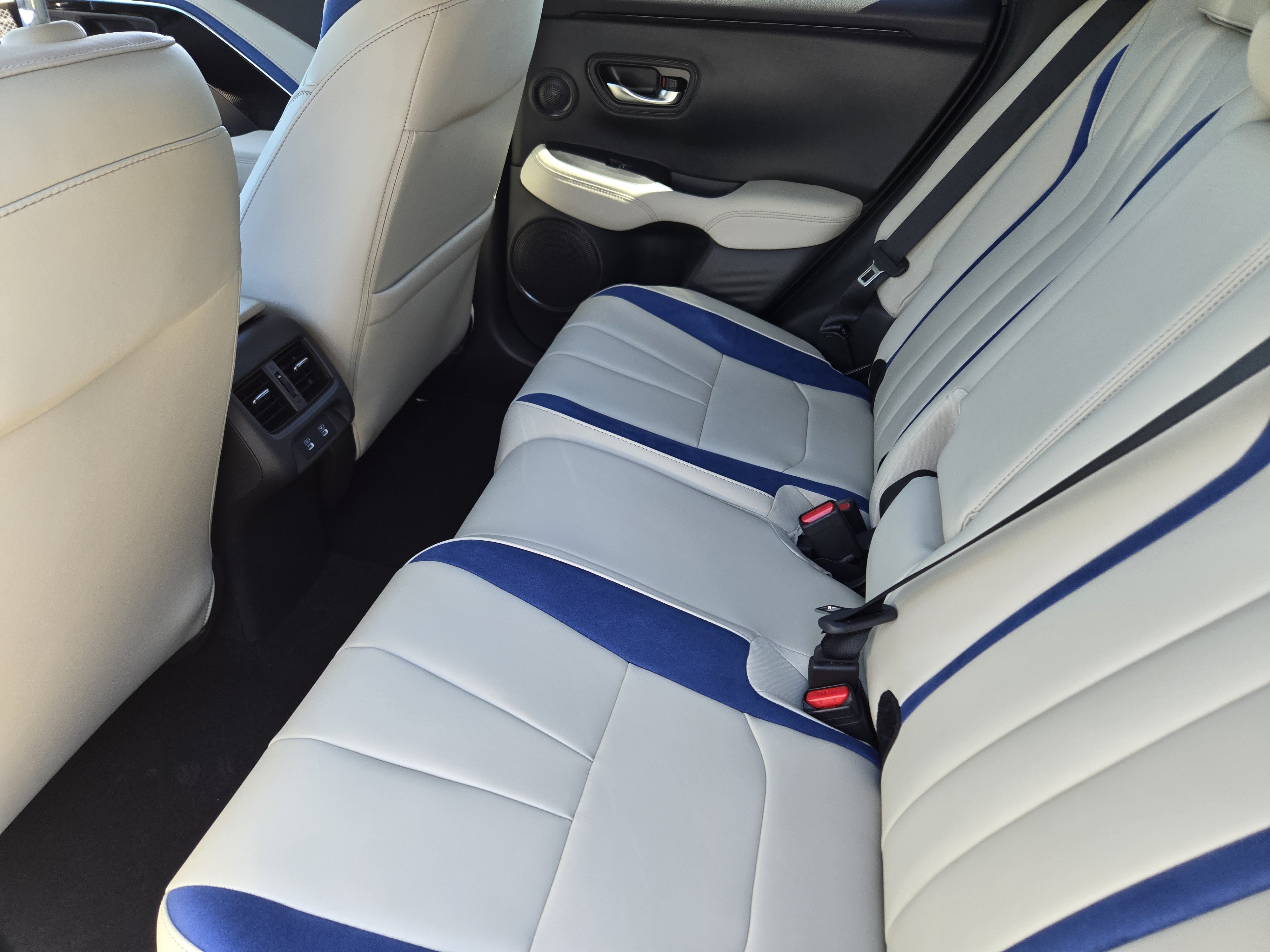 New 2026 Acura ADX A-Spec w/ Advance Package AWD/4WD image 19