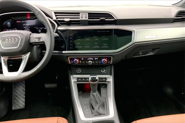 Used 2025 Audi Q3 2.0T Premium Plus image 6