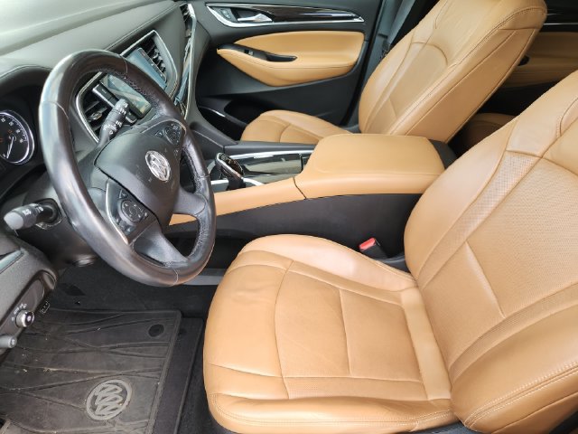 Used 2018 Buick Enclave Premium w/ Experience Buick Package FWD image 12