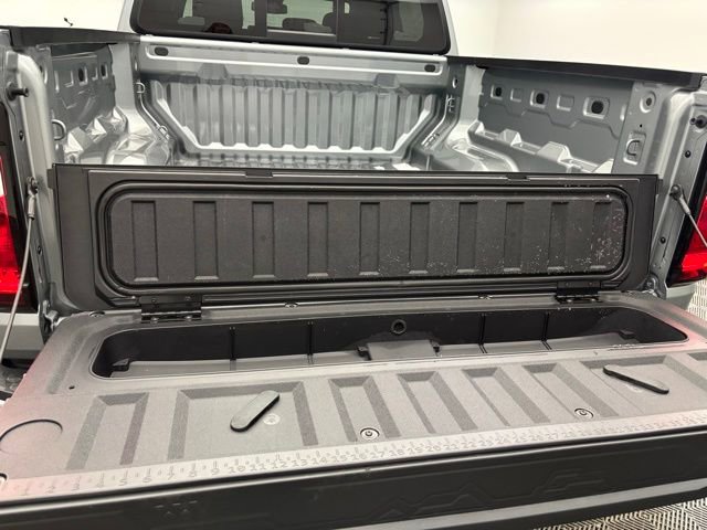 New 2026 GMC Canyon Elevation w/ Convenience Package image 10