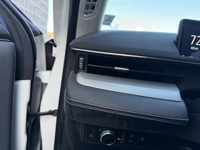 Used 2021 Ford Mustang Mach-E Select image 28