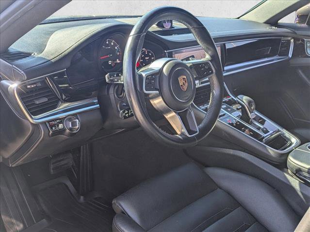 Used 2017 Porsche Panamera 4 image 9