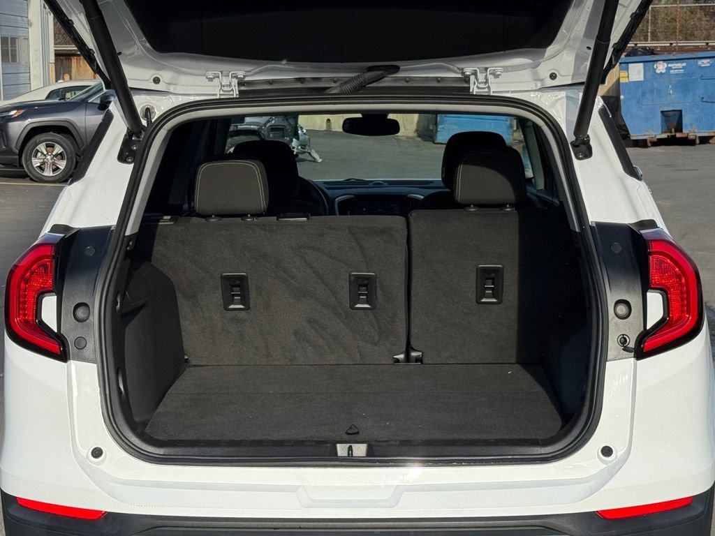 Used 2022 GMC Terrain SLE w/ Driver Convenience Package image 24