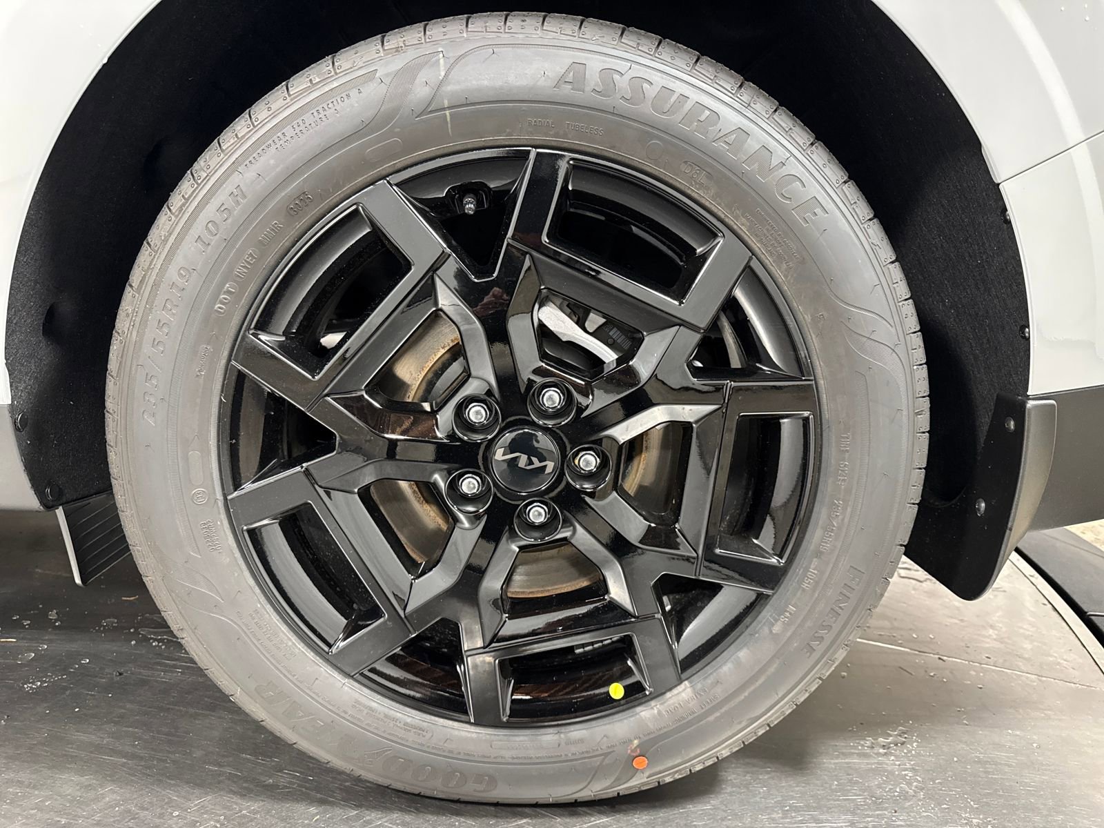 New 2026 Kia Carnival SX Prestige FWD image 12