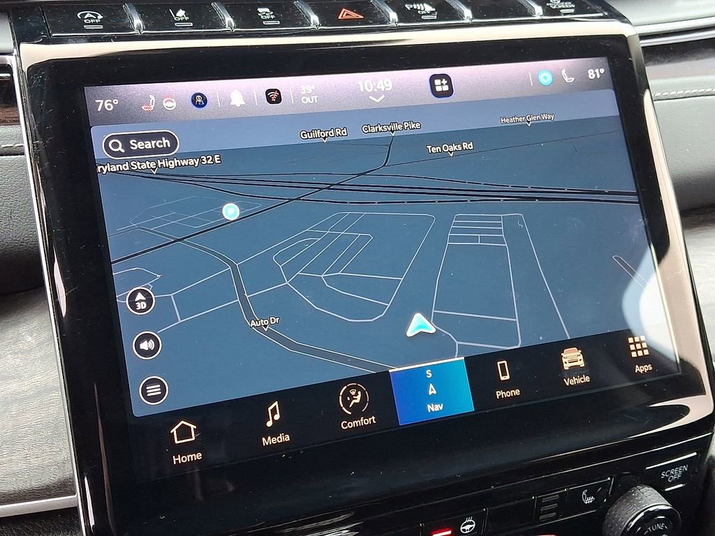 Used 2023 Jeep Grand Cherokee Limited w/ Luxury Tech Group II image 18