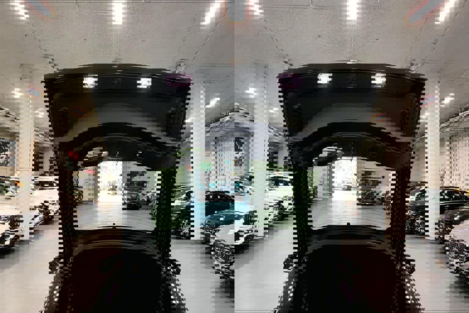 Used 2016 Jaguar F-TYPE Coupe image 57