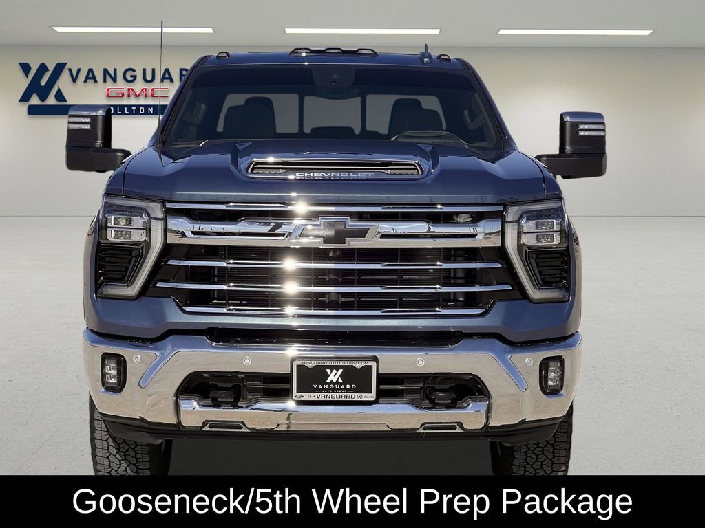 Used 2025 Chevrolet Silverado 2500 LTZ w/ LTZ Convenience Package image 10