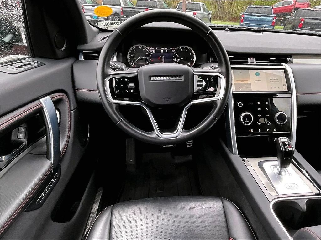 Used 2023 Land Rover Discovery Sport SE R-Dynamic AWD/4WD image 16