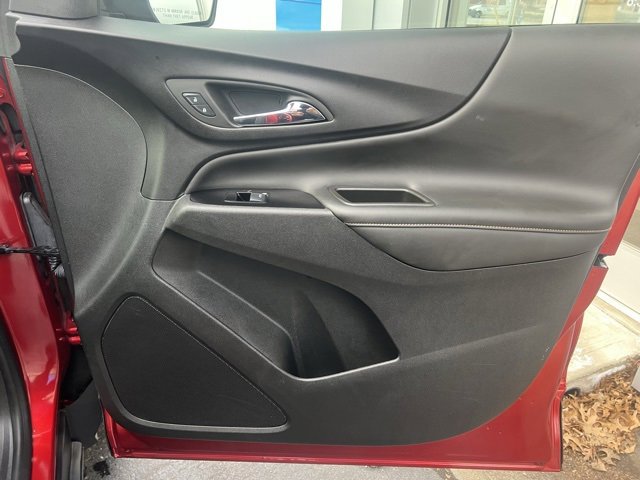 Used 2024 Chevrolet Equinox Premier image 14