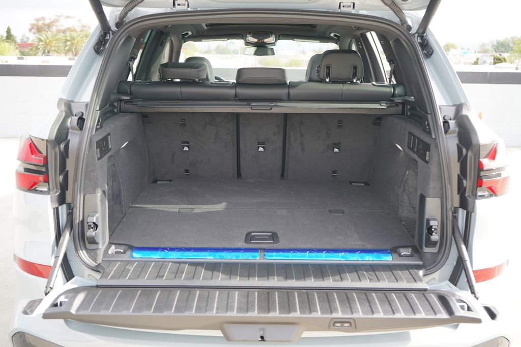 New 2026 BMW X5 xDrive50e w/ M Sport Package image 21