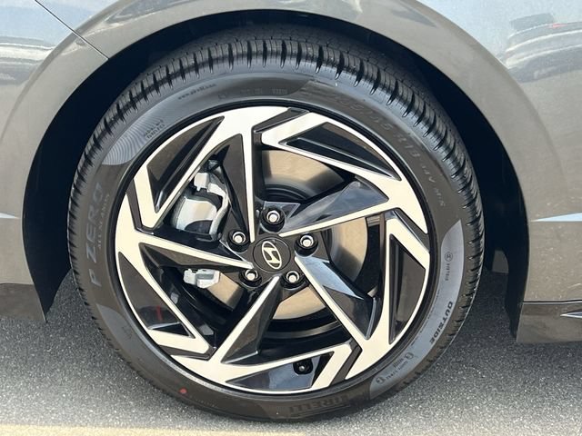 New 2026 Hyundai Sonata SEL FWD image 35