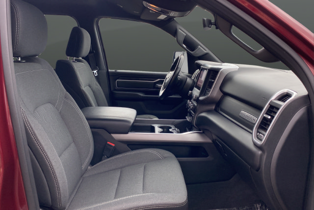Used 2022 RAM 1500 Big Horn AWD/4WD image 24