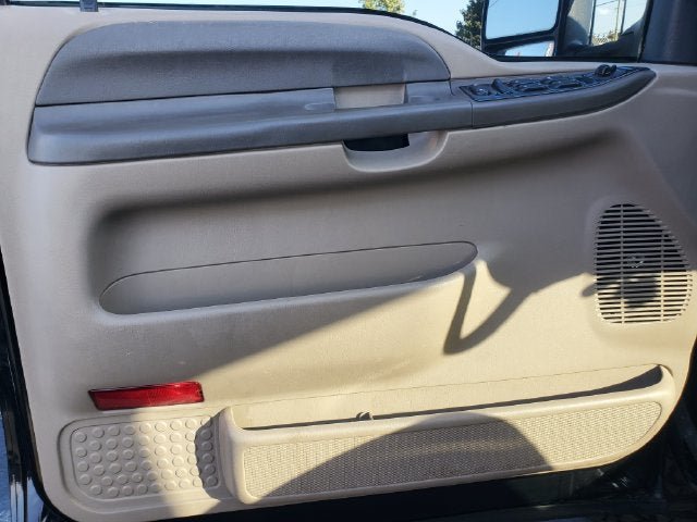 Used 2003 Ford F250 XLT AWD/4WD image 6