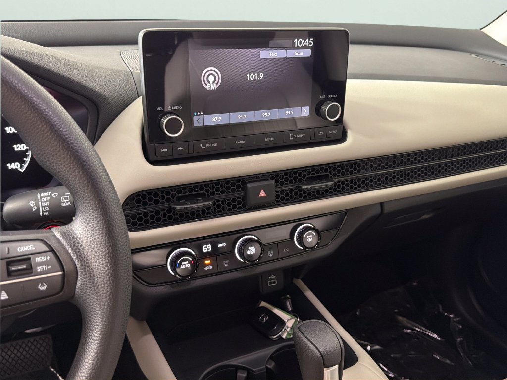 Used 2024 Honda HR-V LX image 22